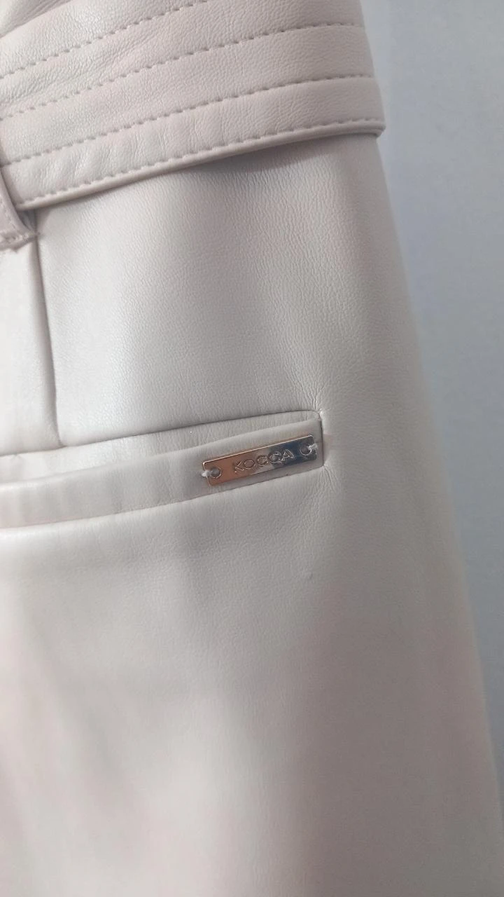Short beige Kocca – Taille L (Excelente estado) | Pantalón corto beige – photo 4